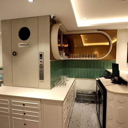 Hiraya Hotels Mohali Eksteriør bilde