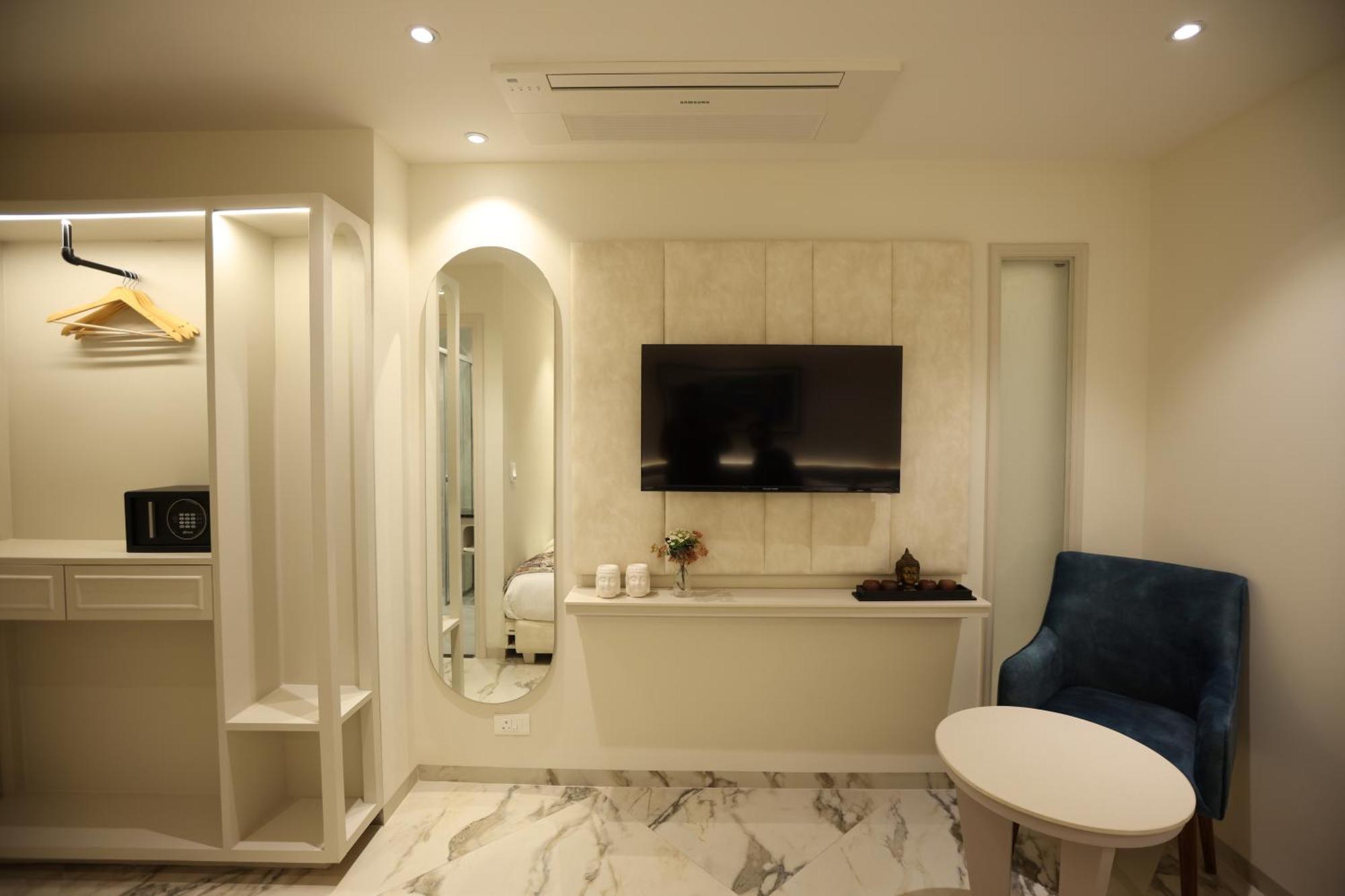 Hiraya Hotels Mohali Eksteriør bilde
