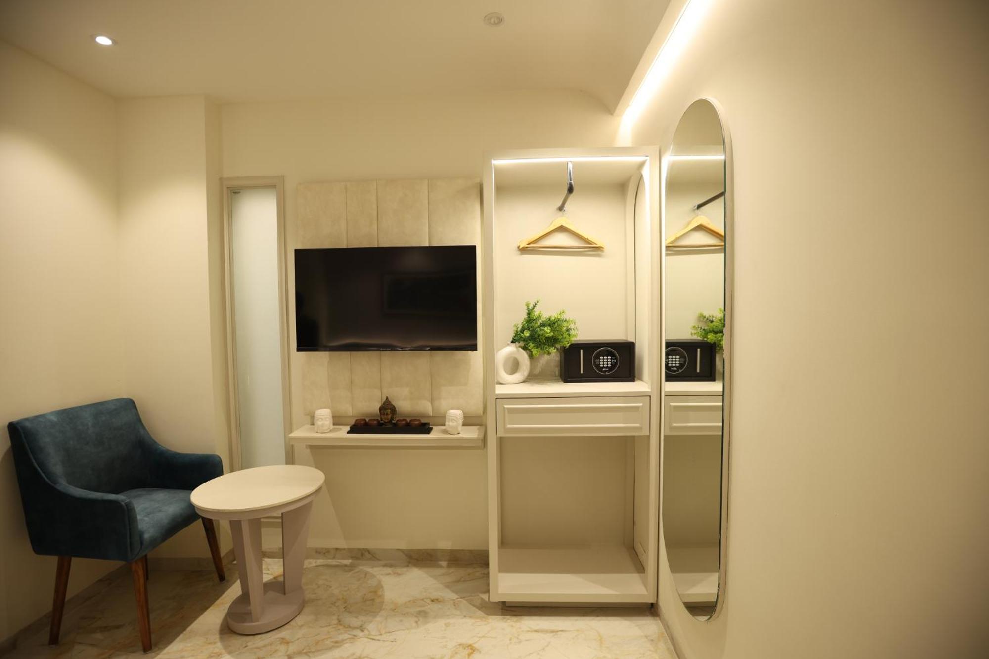 Hiraya Hotels Mohali Eksteriør bilde